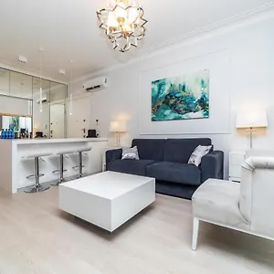 Apartament Cristal - Neptun Park By Oneapartments, Gdańsk
